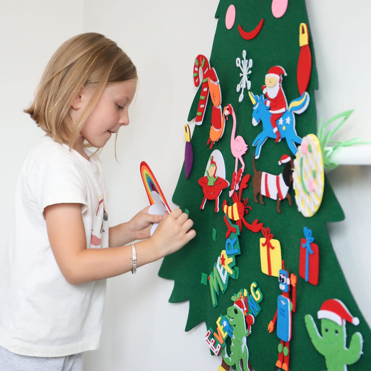 Felt Christmas Tree for kids: Safe, fun, and creative